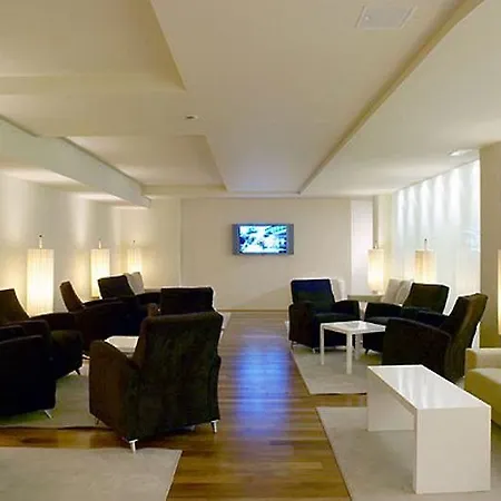 Mu 4* La Cortinada