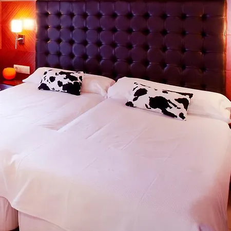 Mu 4* La Cortinada